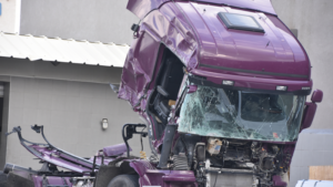 Las Vegas, NV - Semi-Truck Accident at Desert Inn & Paradise Rds Injures Victims