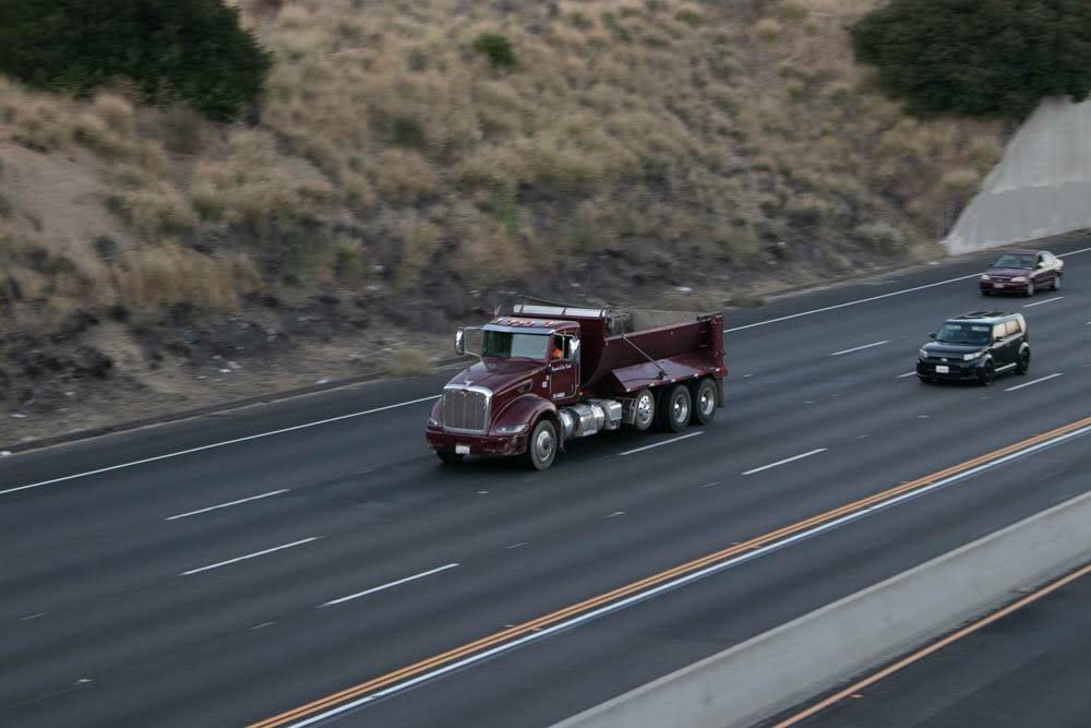 Las Vegas, NV - Tractor-Trailer Collision on US 95 at Eastern Ave Injures Victims
