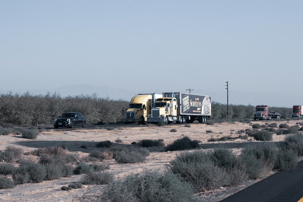 Las Vegas, NV - US 95 Site of Injury Semi-Truck Accident at Russell Rd